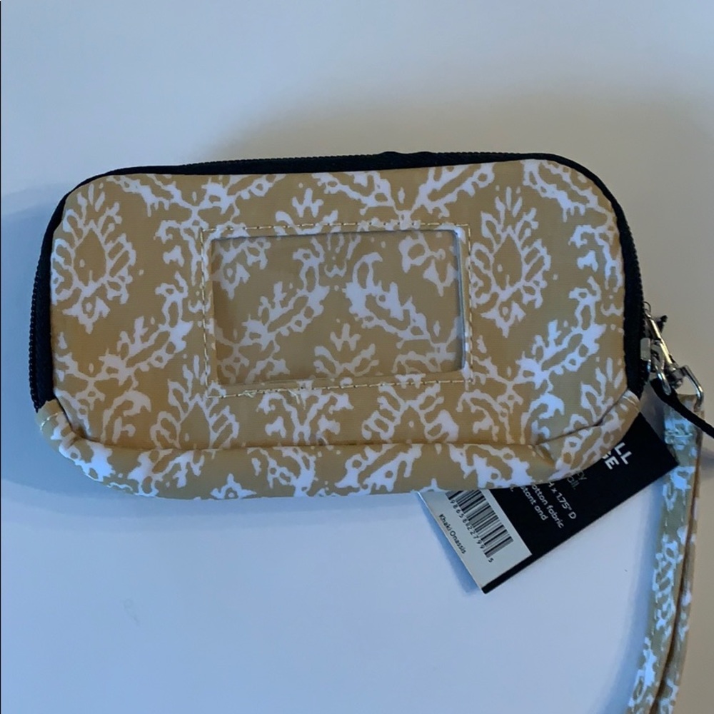 Scout wristlet perfect for phone,ID credit cards - Picture 2 of 5